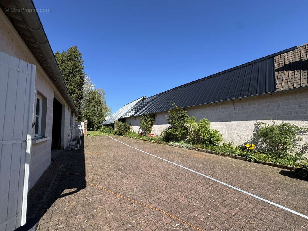 Maison à ACHEUX-EN-VIMEU