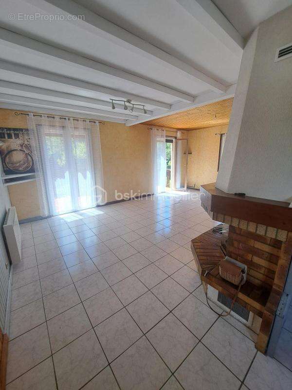 Maison à MORBIER