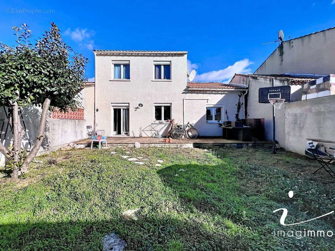 Maison à FABREGUES