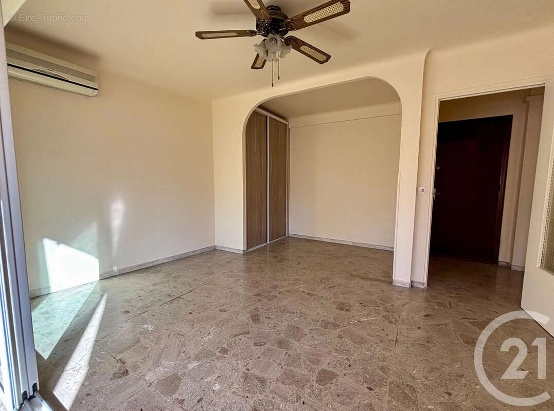 Appartement à LE CANNET