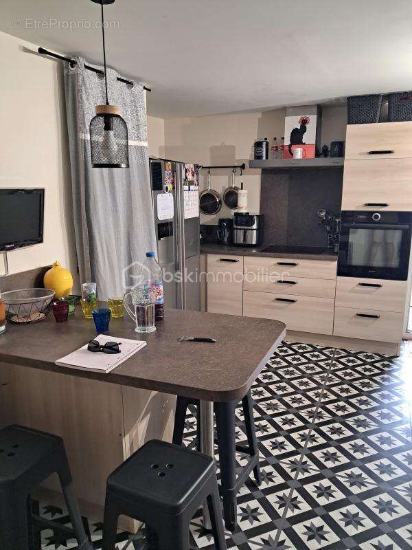 Jolie maison de village de 116m² de 1800 avec 3 chambres - garage - caves - photo 7