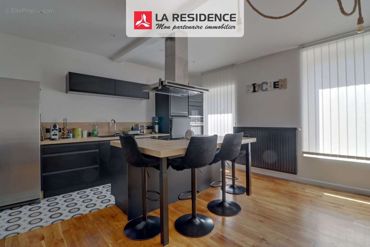 Maison 112 m² à Saint-Germain-En-Laye  - photo 4