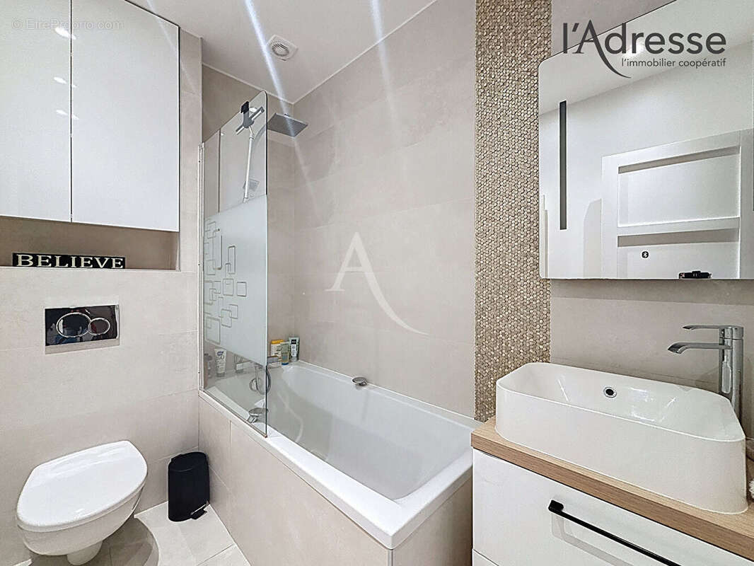 Appartement à SURESNES