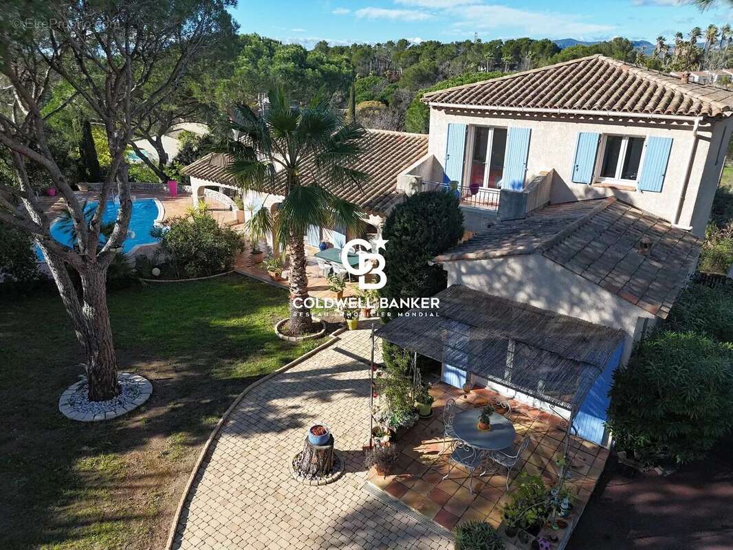 Maison à FREJUS