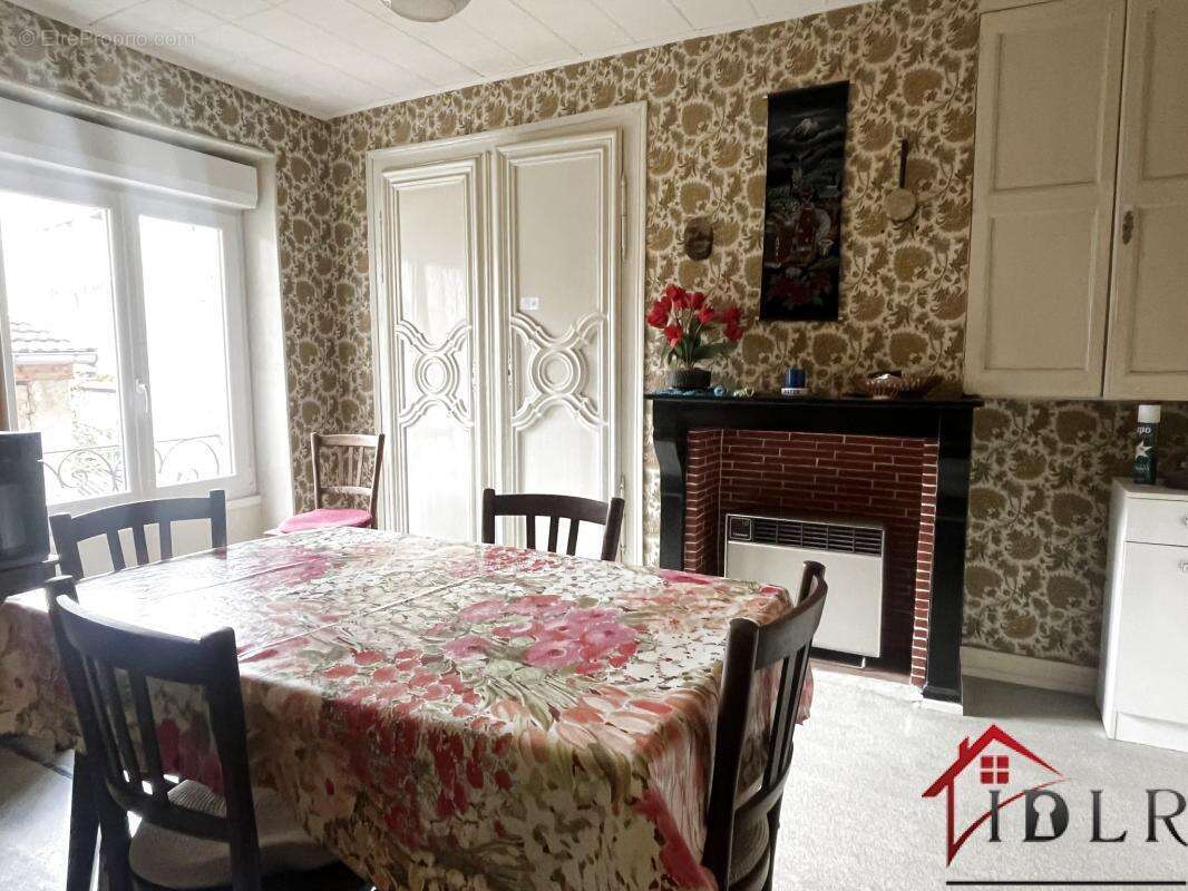 Maison à BOURBONNE-LES-BAINS