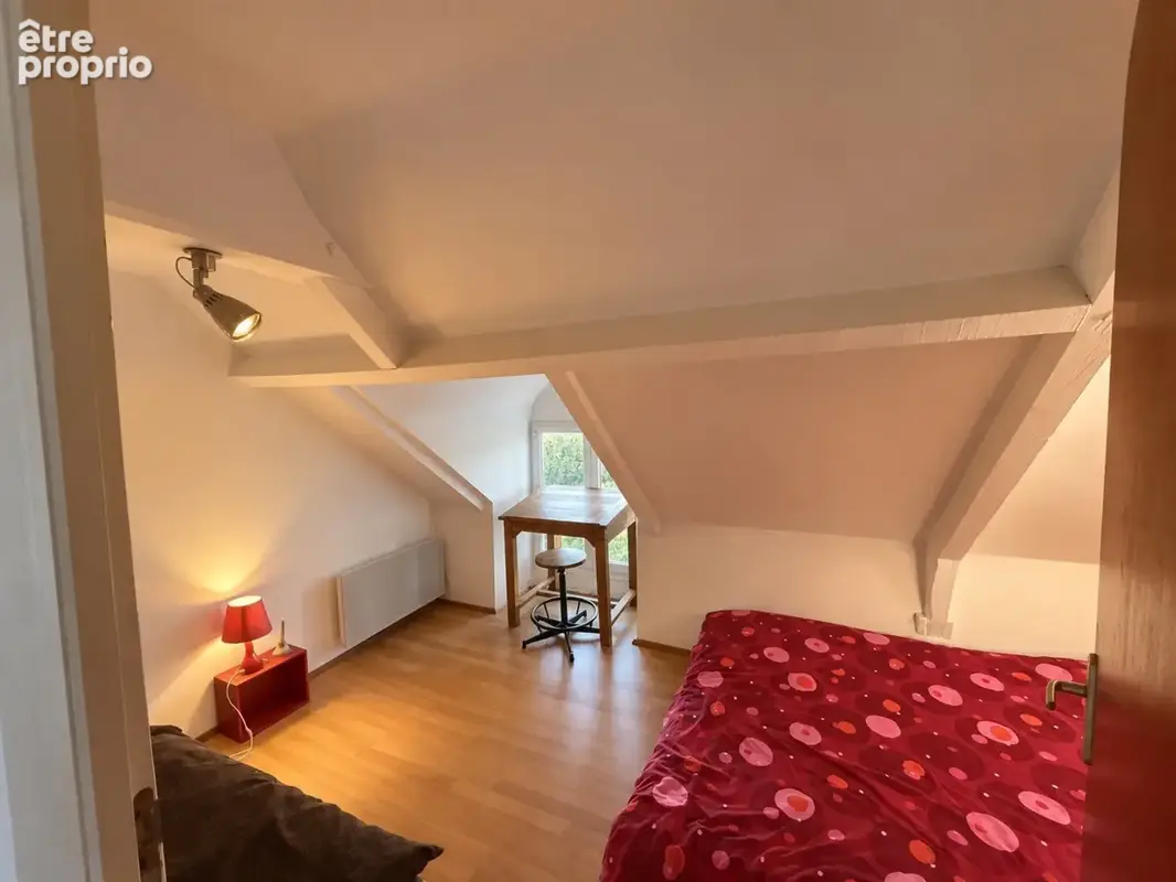 Maison familiale en pierres de caractère – 205 m² – 4 chambres – Jardin de 1 000 m² – Bréhan - photo 11