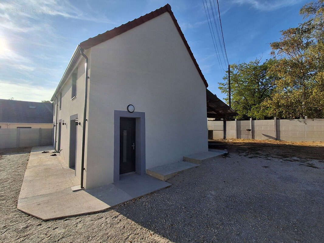 Maison entièrement rénovée vallée de la juine - photo 2
