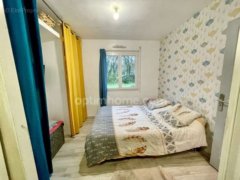 Maison à PLOUNEVEZ-QUINTIN