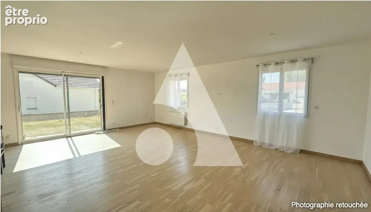 Maison familiale aux beaux volumes À BALLEVILLE - photo 2