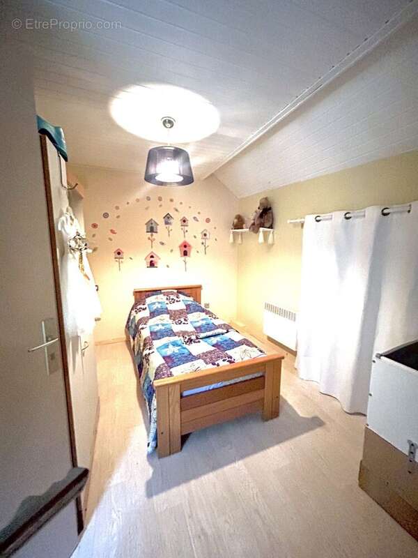 Appartement 230 m² à Saint-Maurice-Sur-Moselle  - photo 2