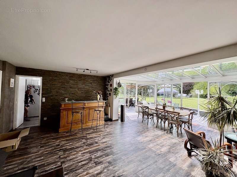 Maison à CHATEAUFORT