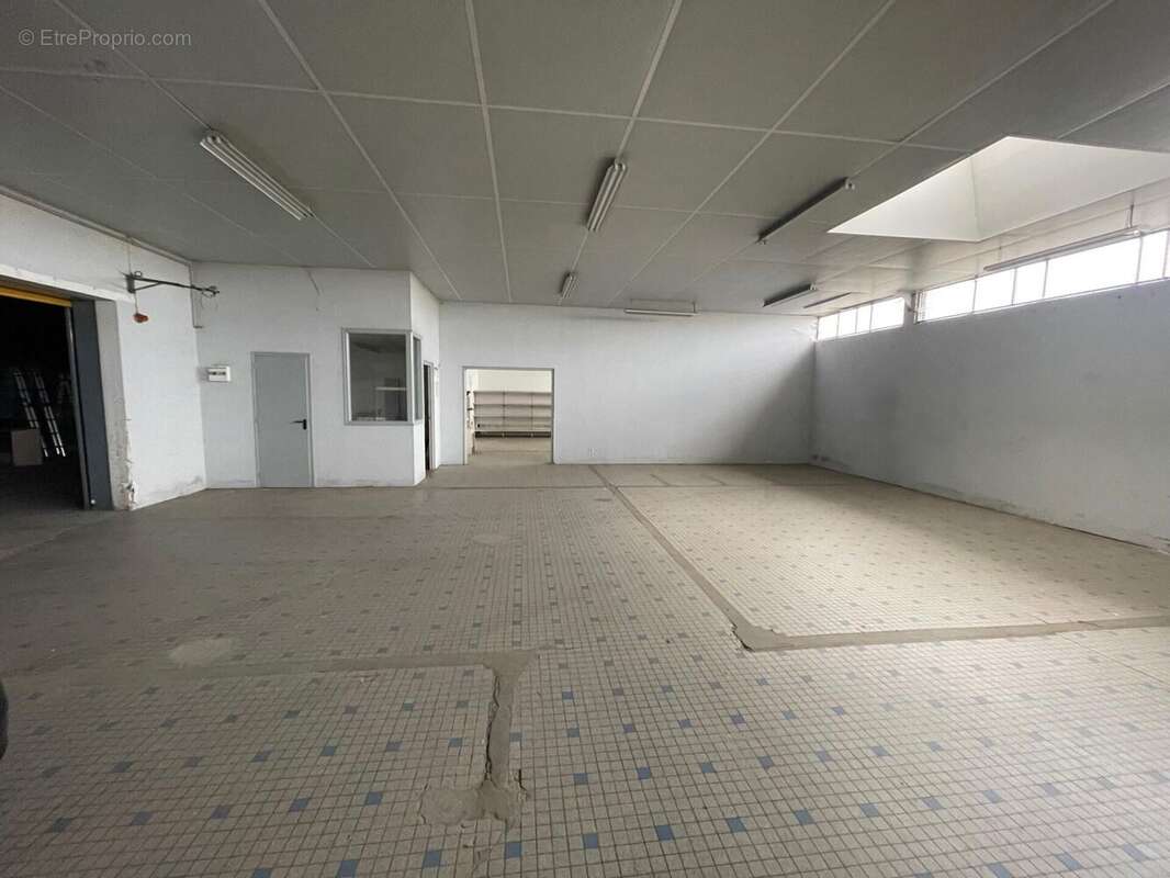 Photo 5 - Commerce à LA POTERIE-AU-PERCHE