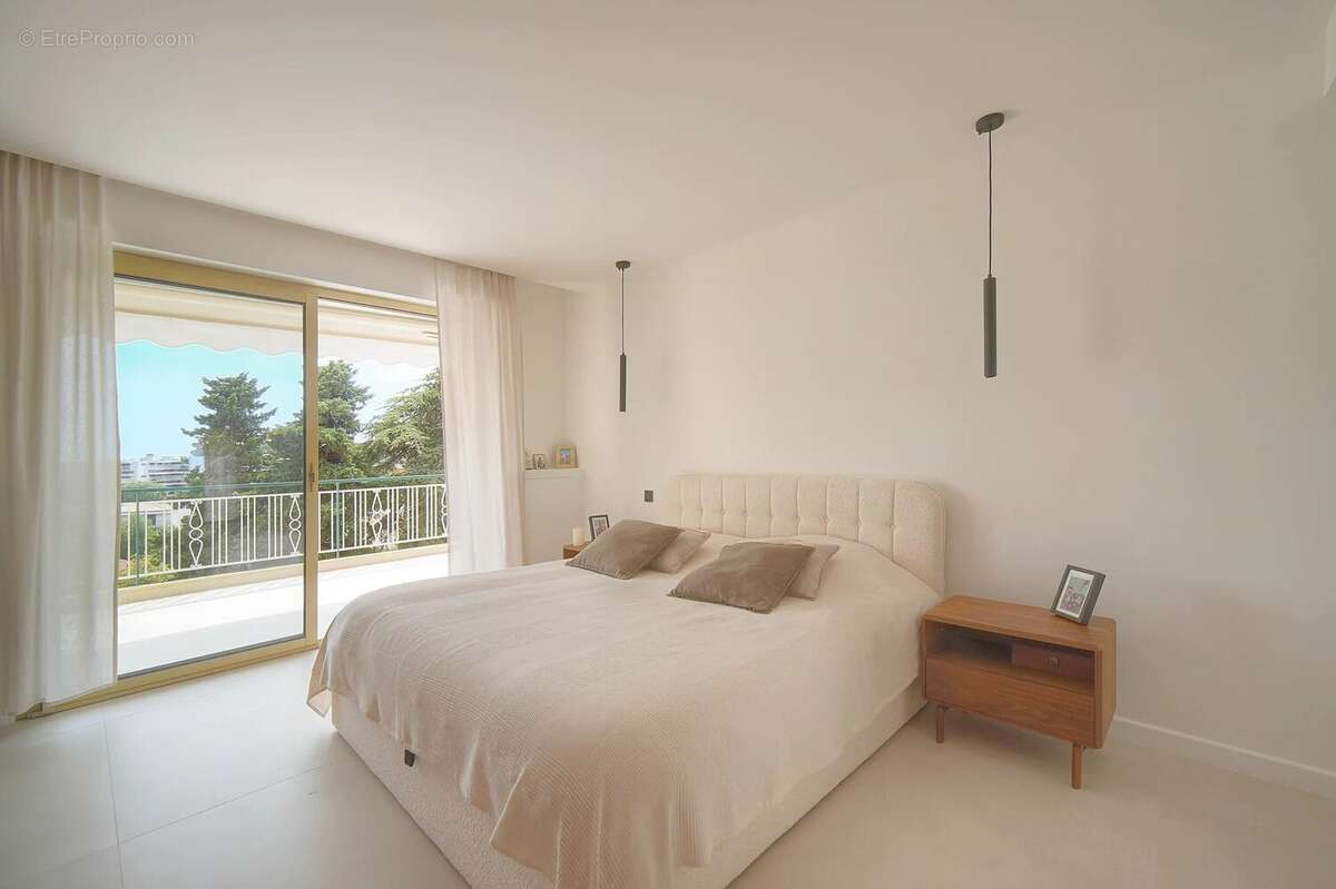 Appartement à LE CANNET