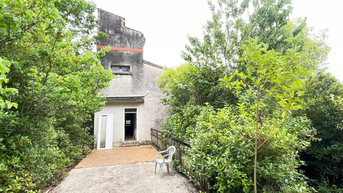 Maison à BOUDOU