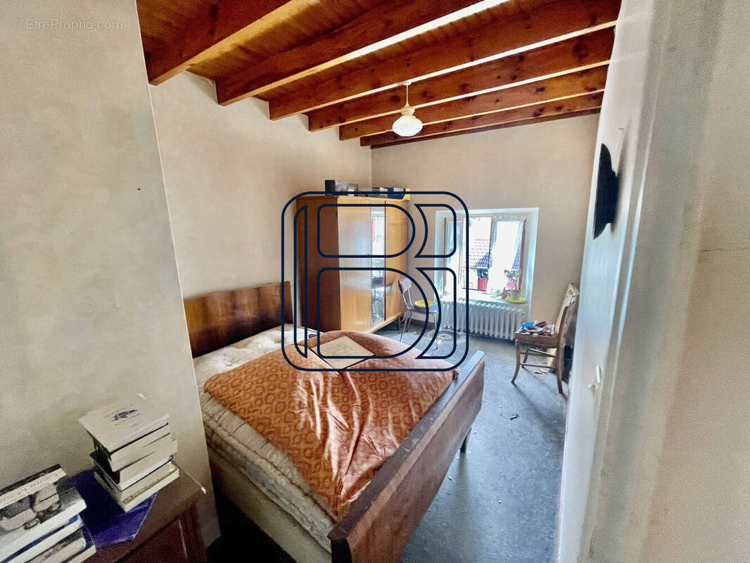 Maison à SAINT-ANTHEME