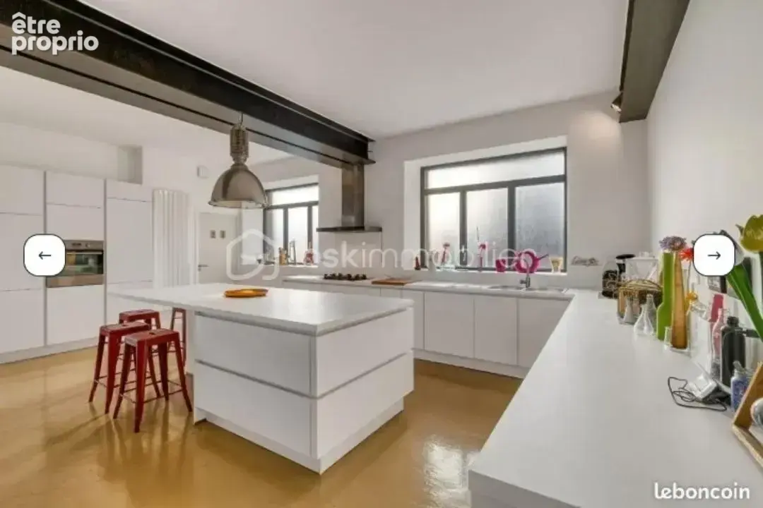 Magnifique LOFT T4 de 173m² avec terrasse et sous sol 200m² ! - photo 8