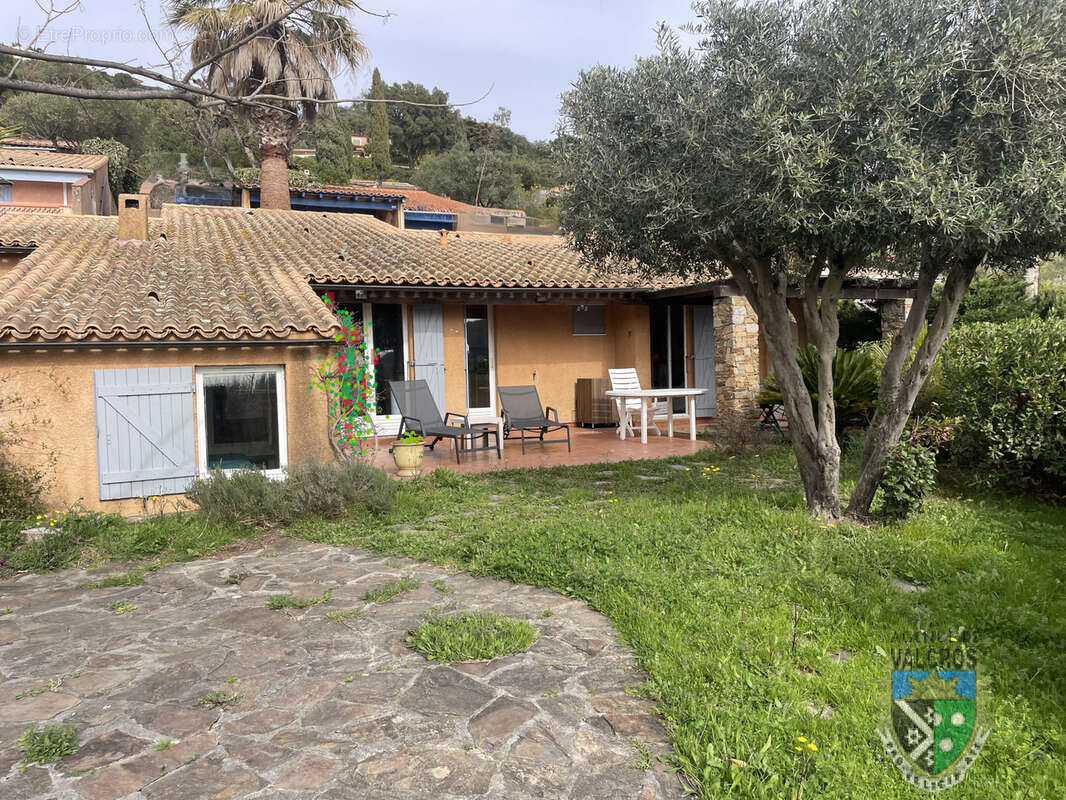 Maison à LA LONDE-LES-MAURES