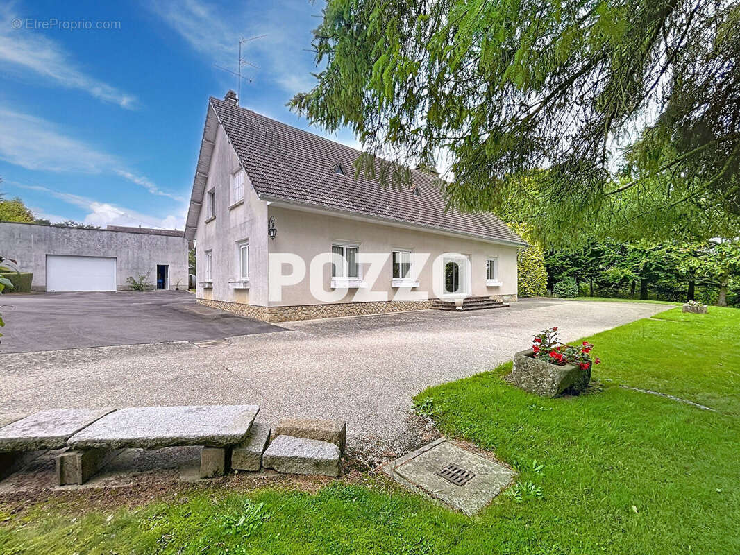 Maison à PARIGNY