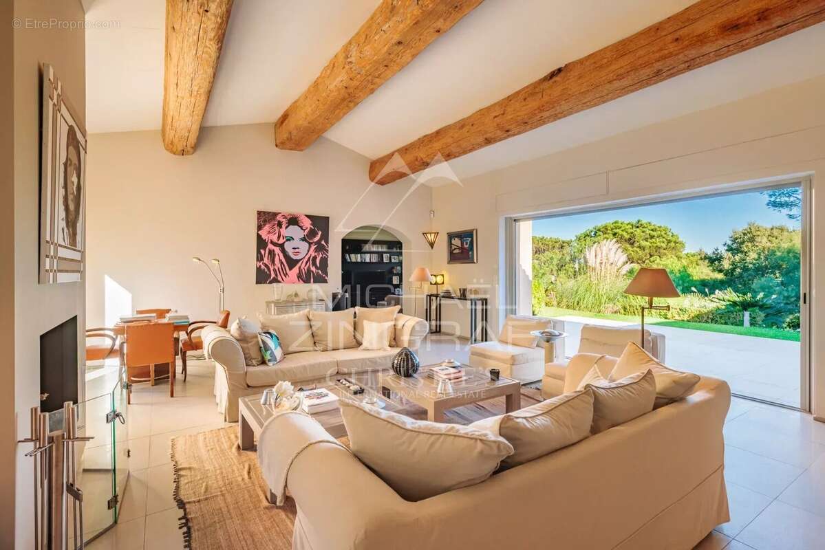 Maison à RAMATUELLE