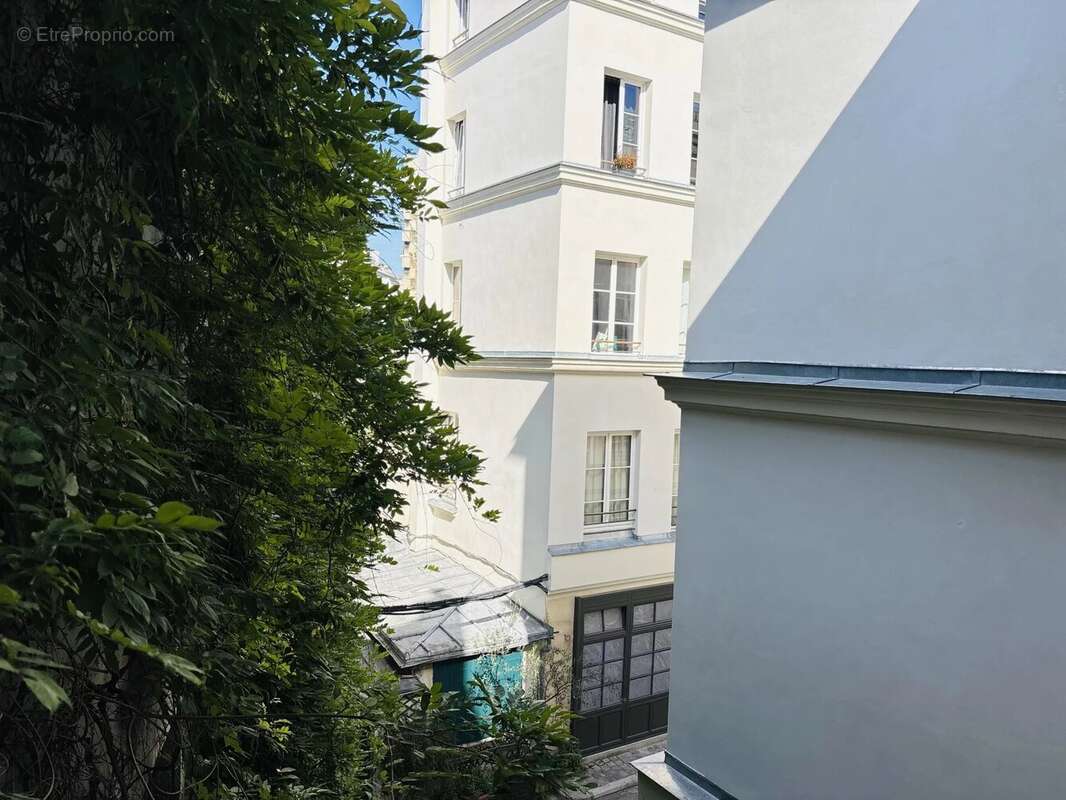 Appartement à PARIS-11E