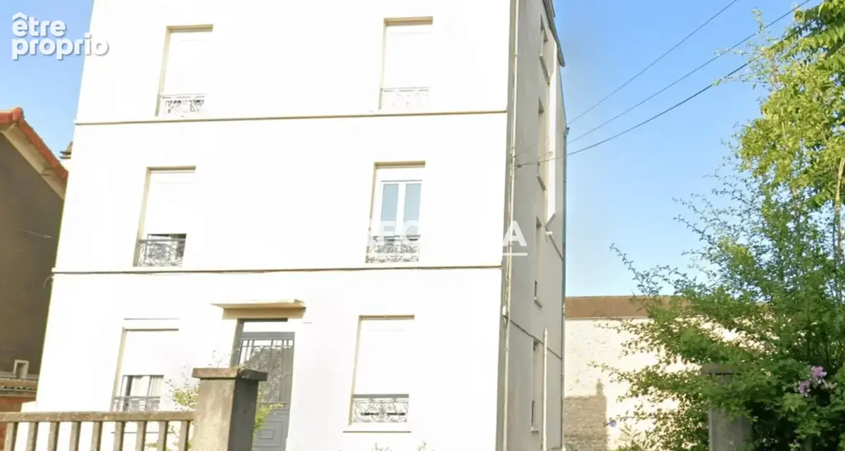 Appartement à SAINT-MAUR-DES-FOSSES