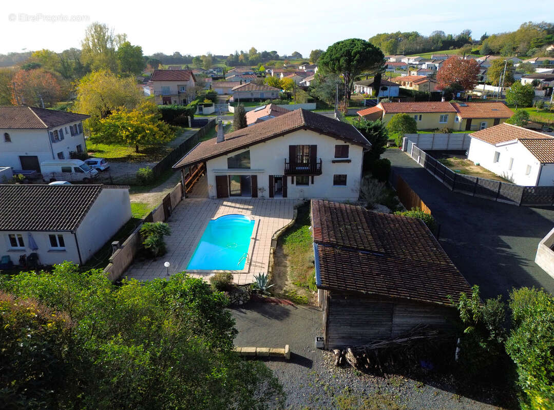 Maison à SAINT-ANDRE-DE-CUBZAC