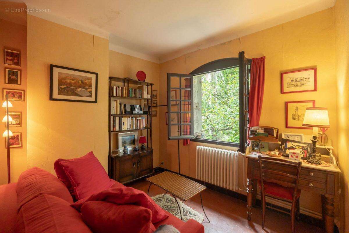 Maison à VAISON-LA-ROMAINE