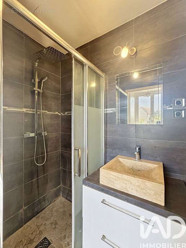 Photo 7 - Appartement à BRIE-COMTE-ROBERT