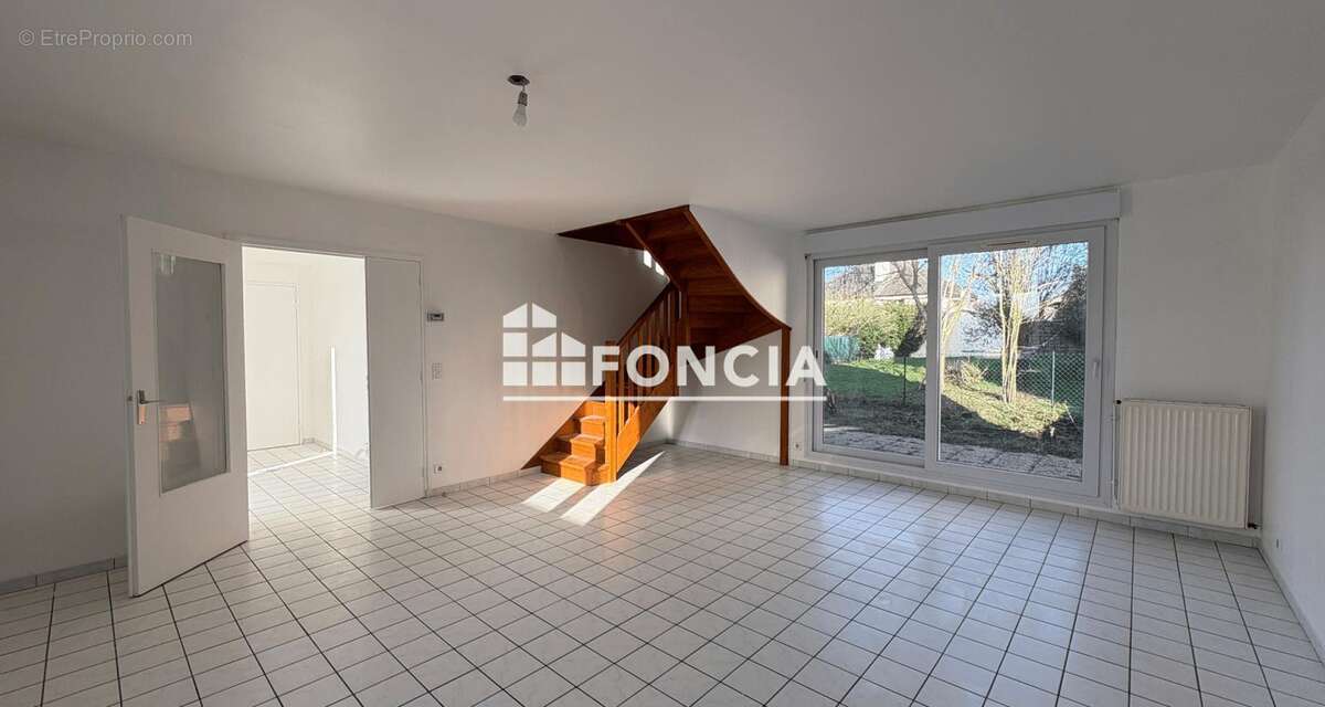 Maison à LUCE
