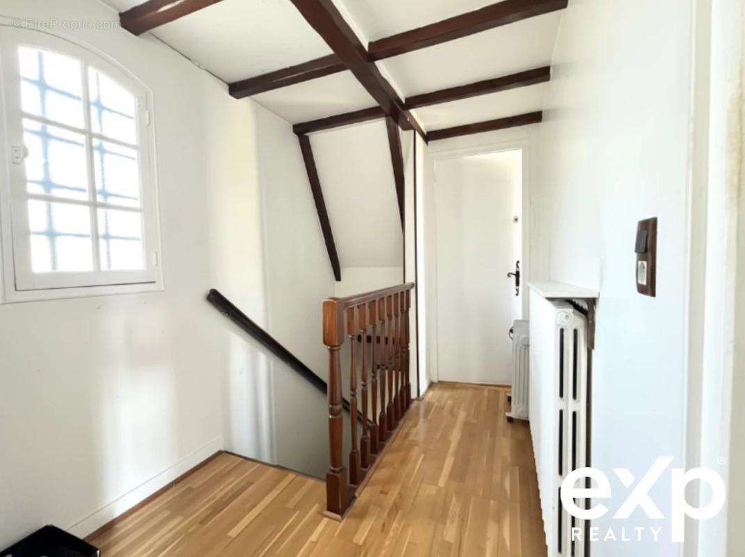 Maison à LIVRY-GARGAN