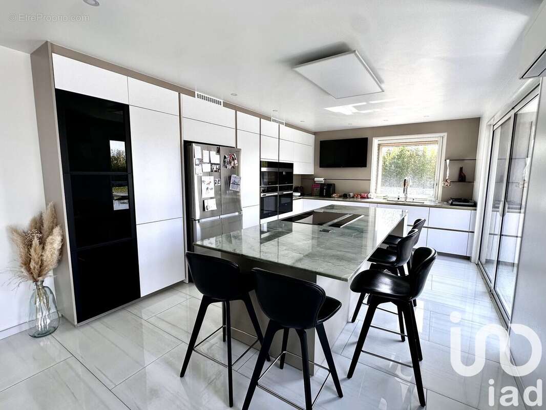 Photo 8 - Maison à PIERRELAYE