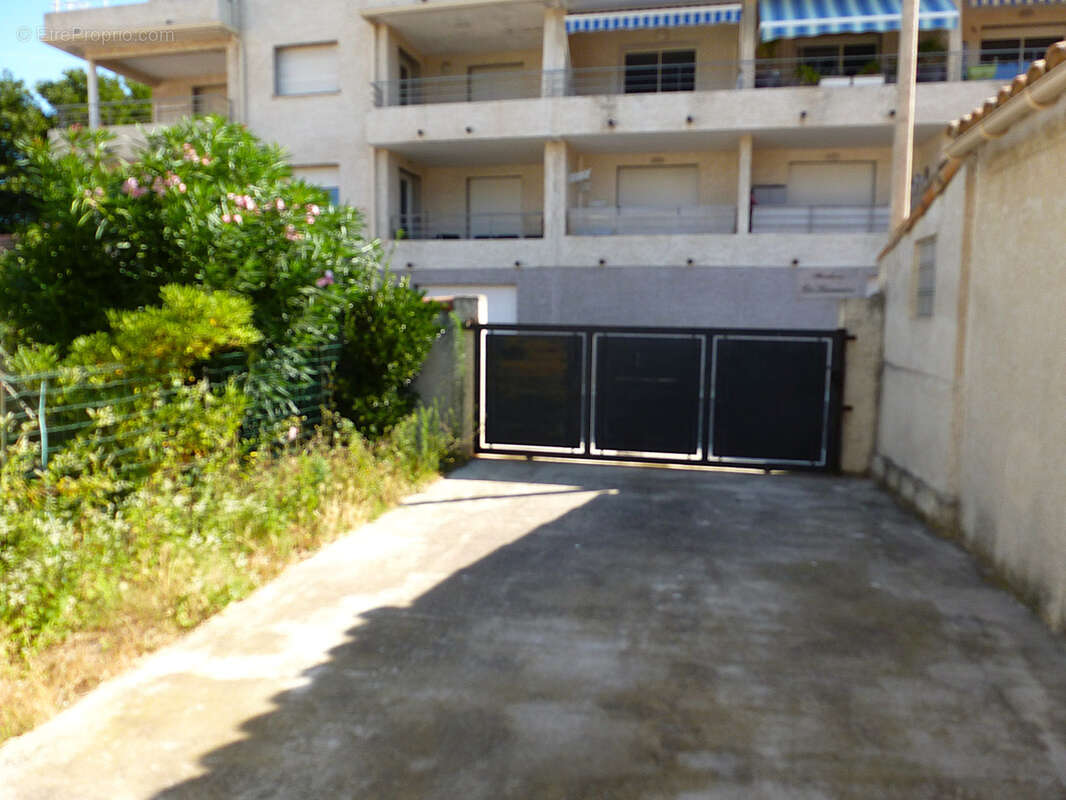 Immeuble de rapport à 250m de la plage !! - photo 3