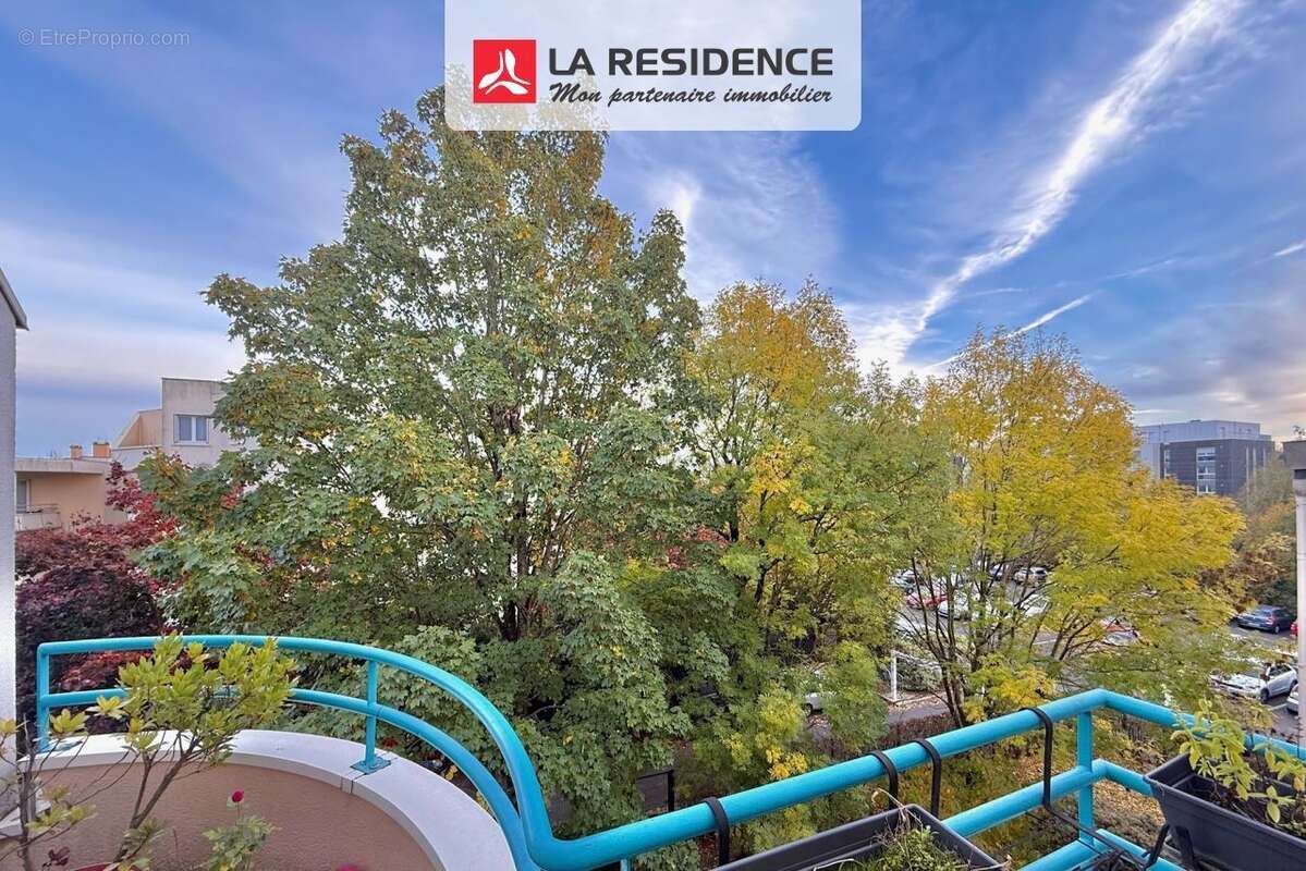 Appartement à BEAUCHAMP