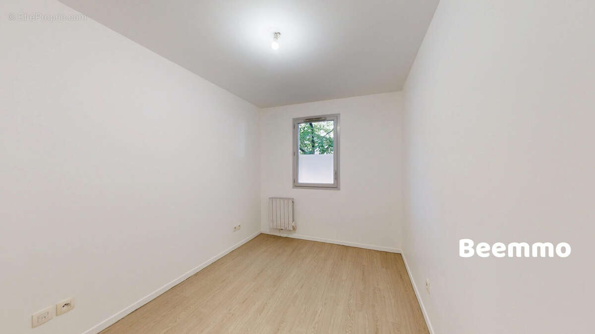 Appartement 68 m² à Saint-Denis  - photo 5