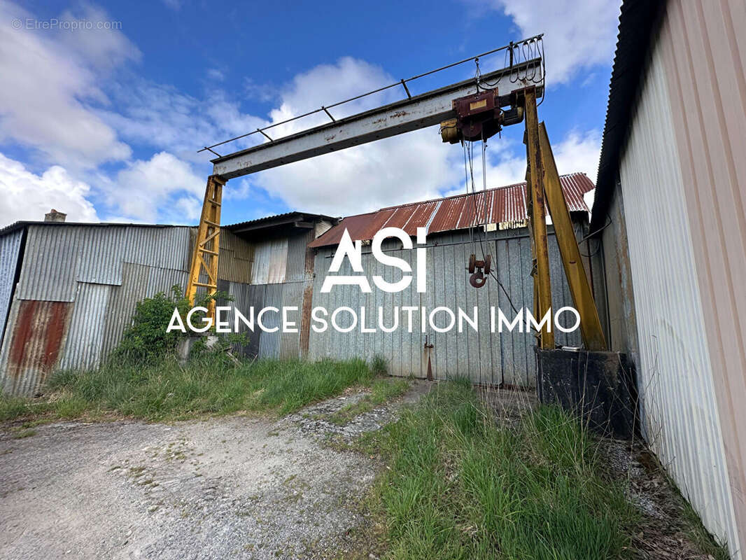 Commerce à CHATILLON-EN-VENDELAIS