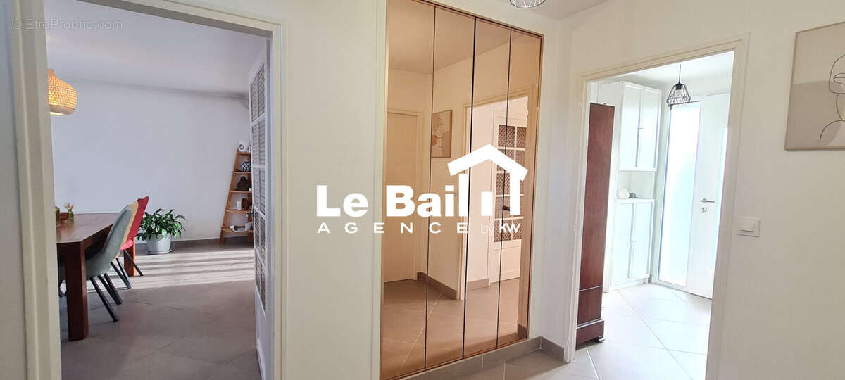 Maison 130 m² à Osny  - photo 6