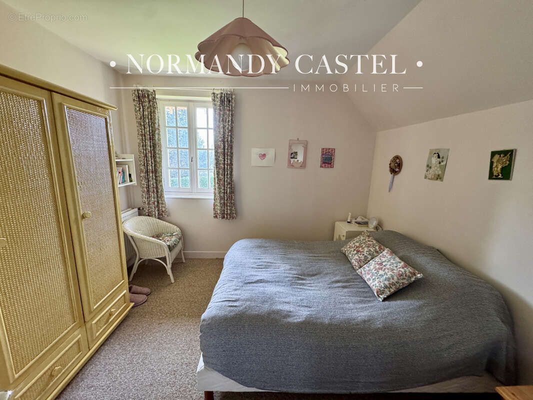 Maison à SAINT-PHILBERT-DES-CHAMPS