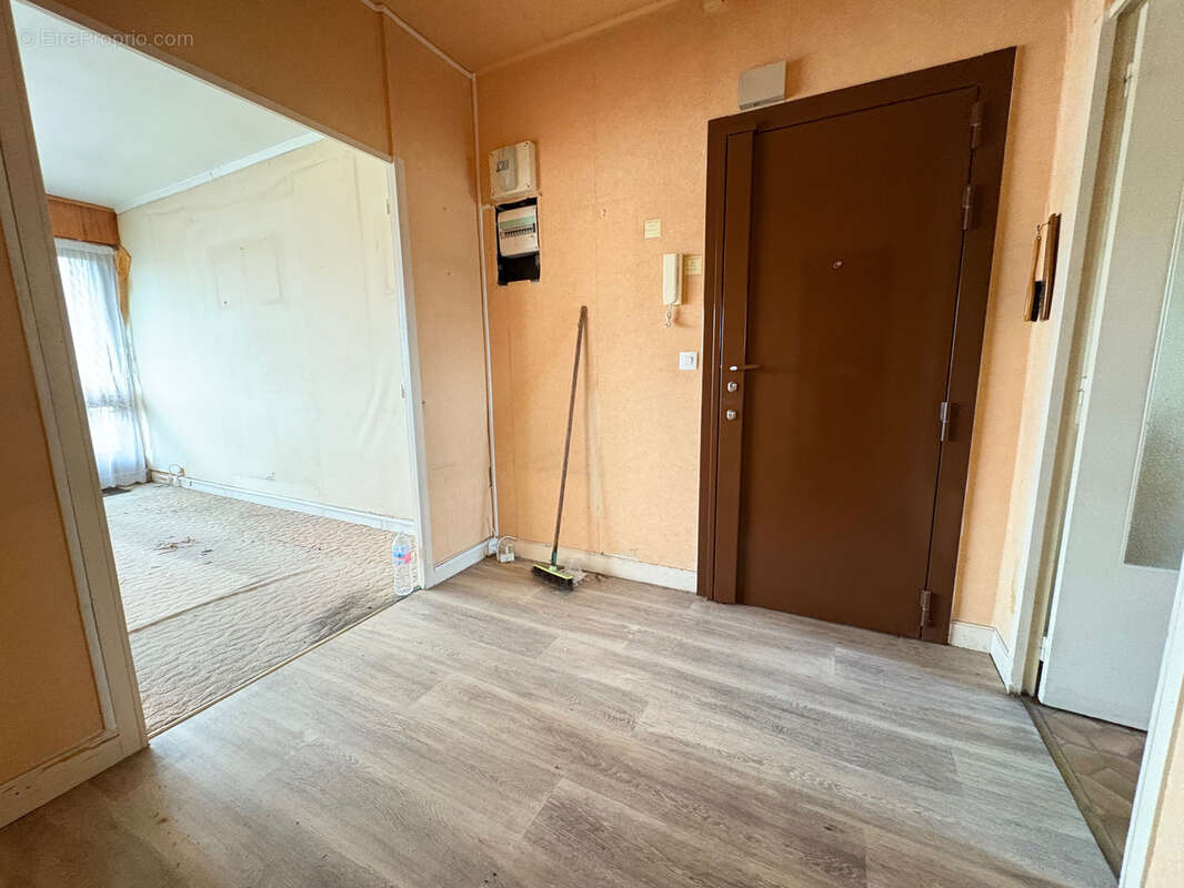 Appartement à LE PLESSIS-ROBINSON