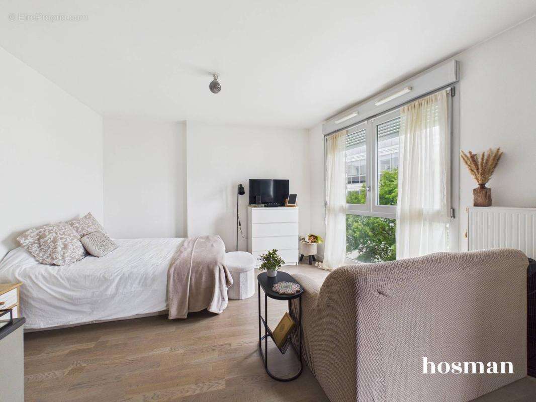 Appartement à GENNEVILLIERS