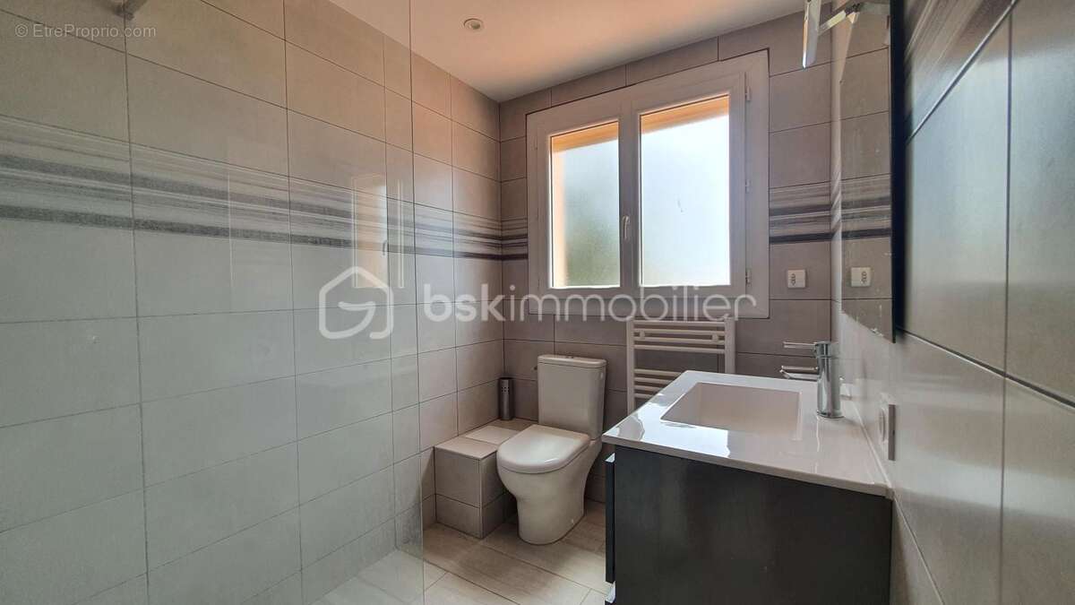 Maison 103 m² – 3 chambres – 2 salles d'eau – terrain 716 m² – garage - photo 19