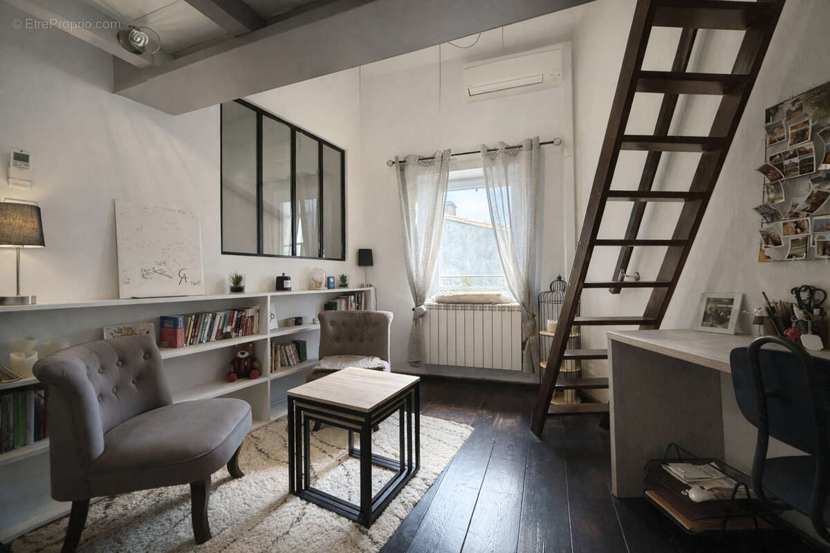 Maison à CONDRIEU