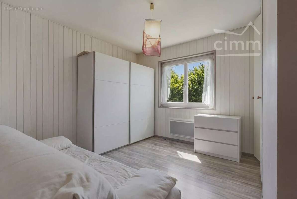 Maison à LA TERRASSE