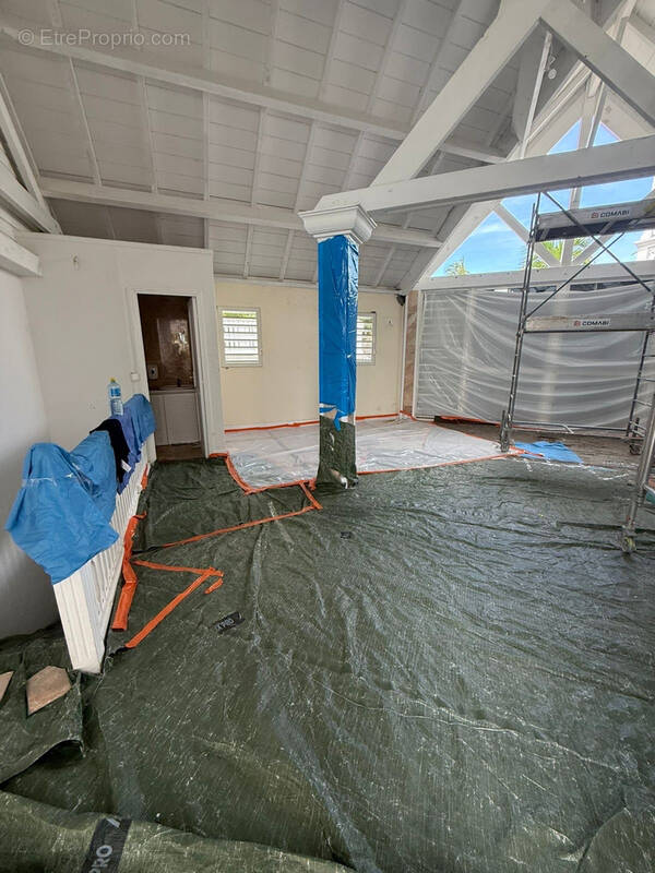 Commerce à SAINT-MARTIN