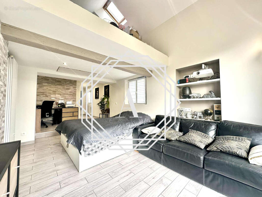 Maison à SAINT-CREPIN-IBOUVILLERS