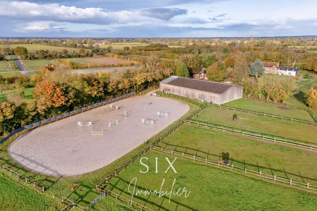 Maison à PONT-L'EVEQUE