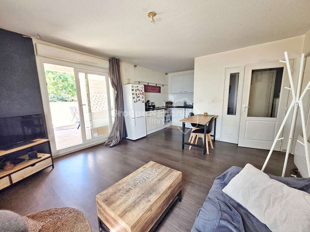À vendre : Charmant Appartement 2 pièces à ISTRES - Idéal Investissement ! - photo 5