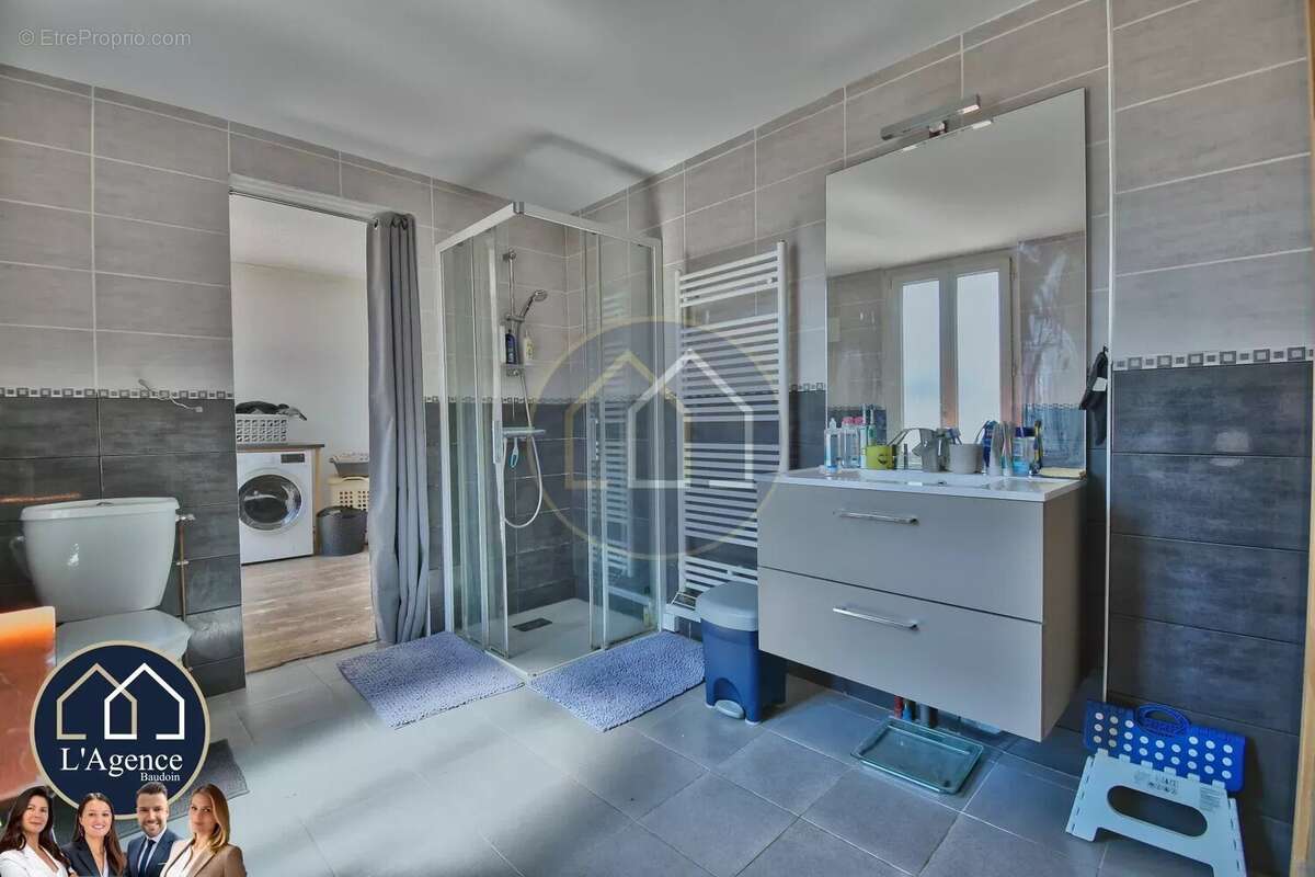 Maison à MONDONVILLE-SAINT-JEAN