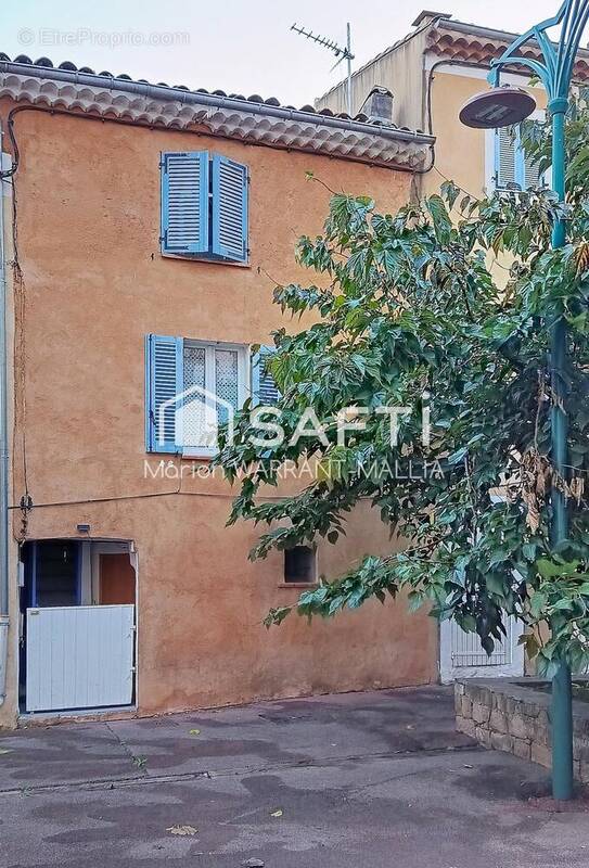 Photo 1 - Maison à LE MUY