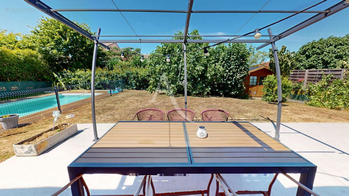 Maison Aussonne 5 pièce(s) 113 m2 avec garage et piscine - photo 2