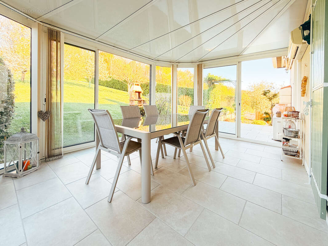 Maison à SAINT-AMANT-DE-BOIXE